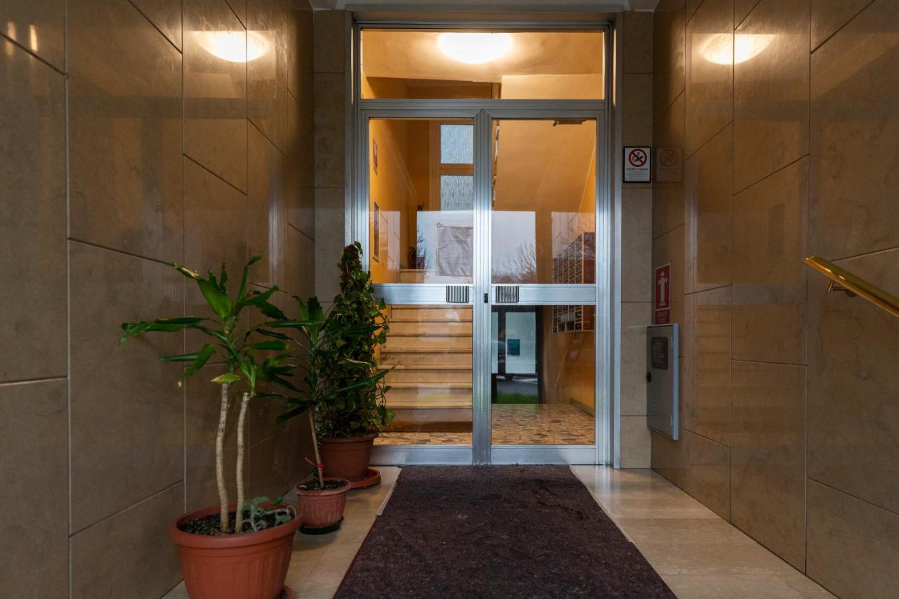 The Wall - Top Floor Apartment ميلان المظهر الخارجي الصورة
